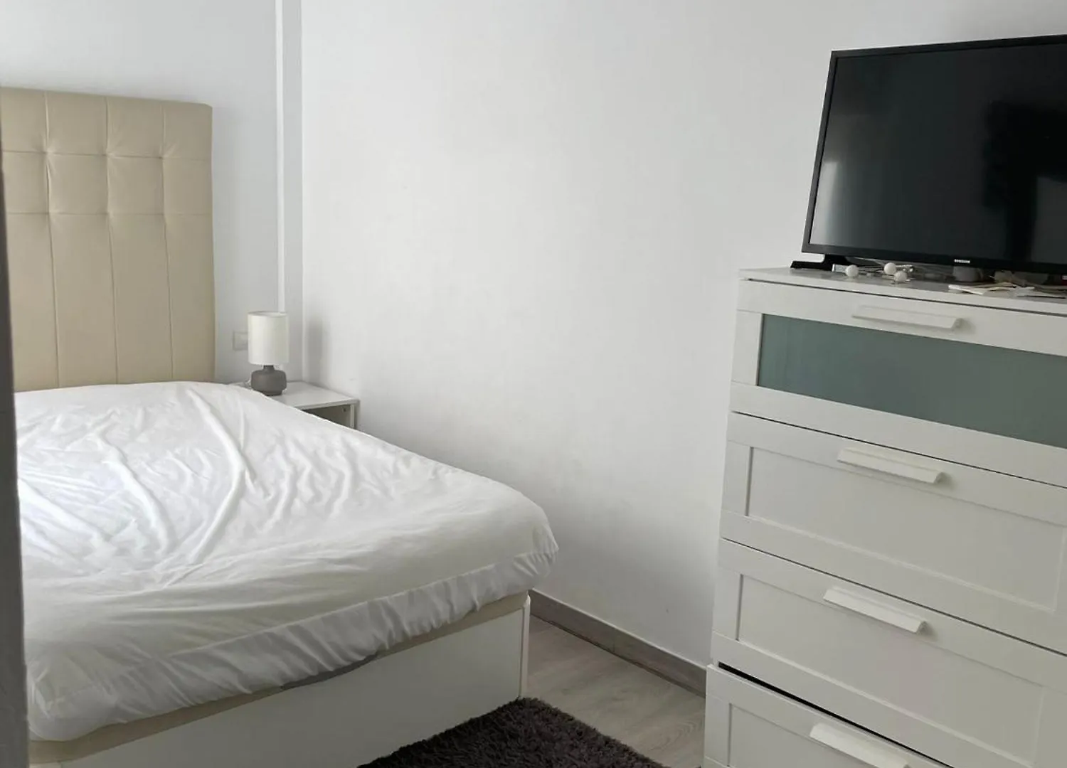 Lets In The Sun - Apartments Clavel Fuengirola Spanien