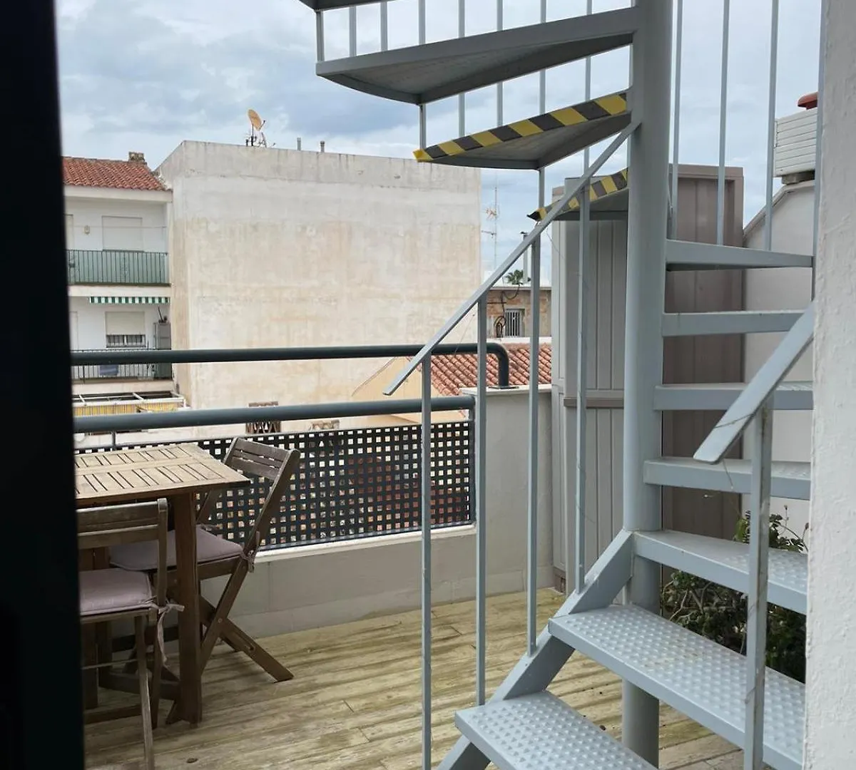 Lets In The Sun - Apartments Clavel Fuengirola