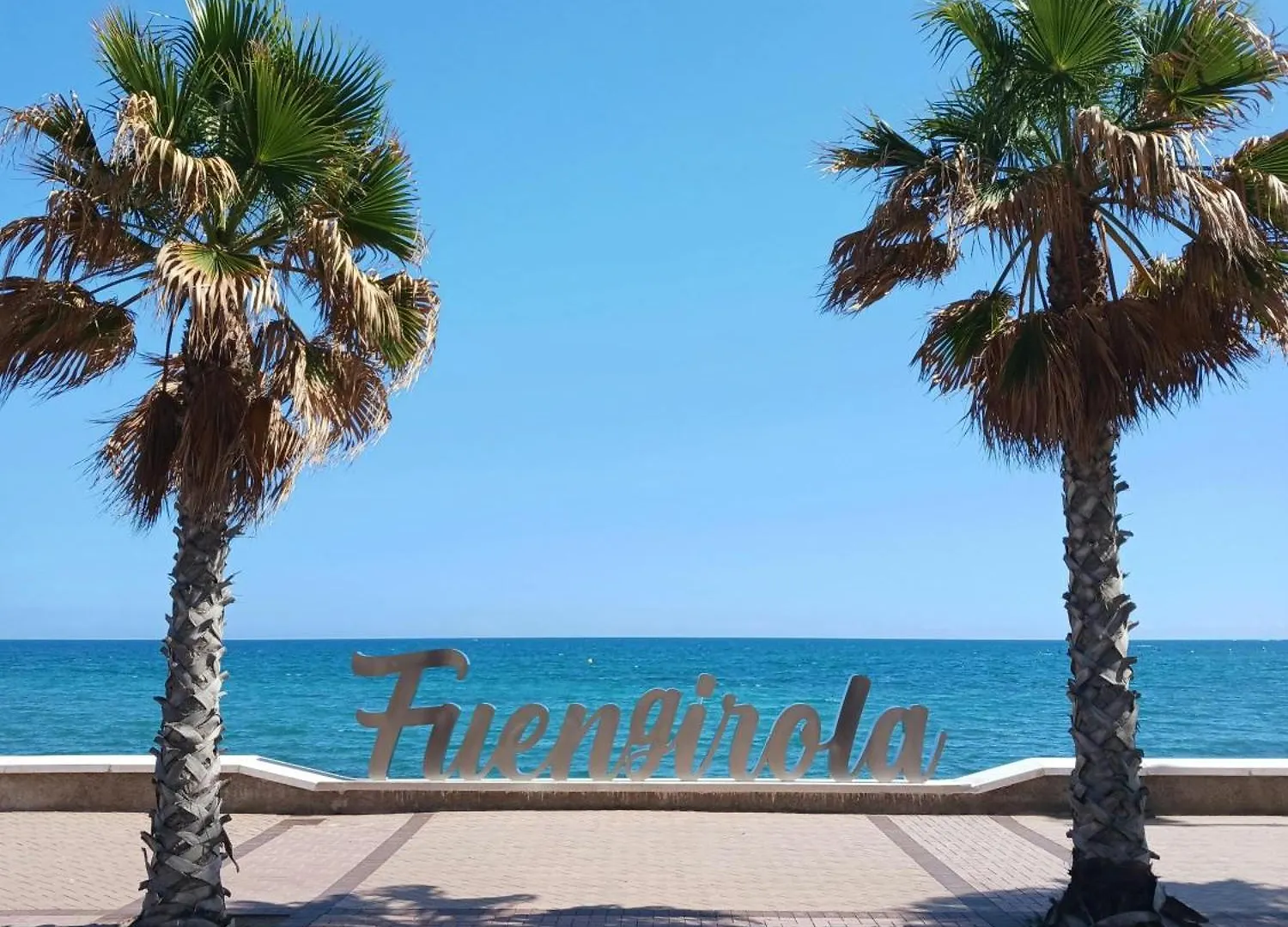 Lets In The Sun - Apartments Clavel Fuengirola